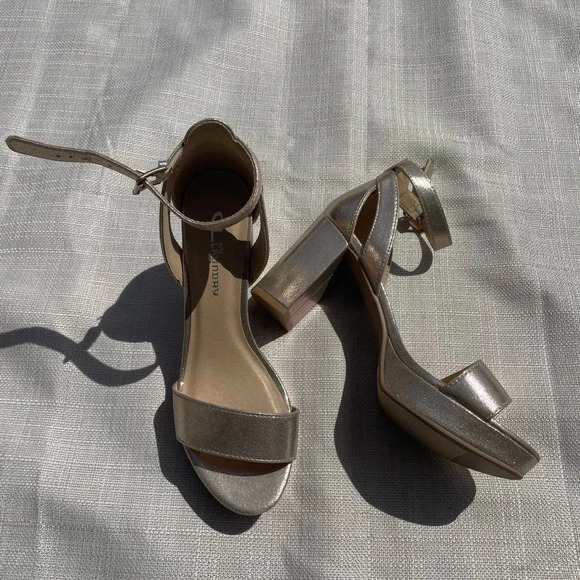 *NWOT* Women's Chinese Laundry Heels - Sz. 7.5 - Picture 4 of 6